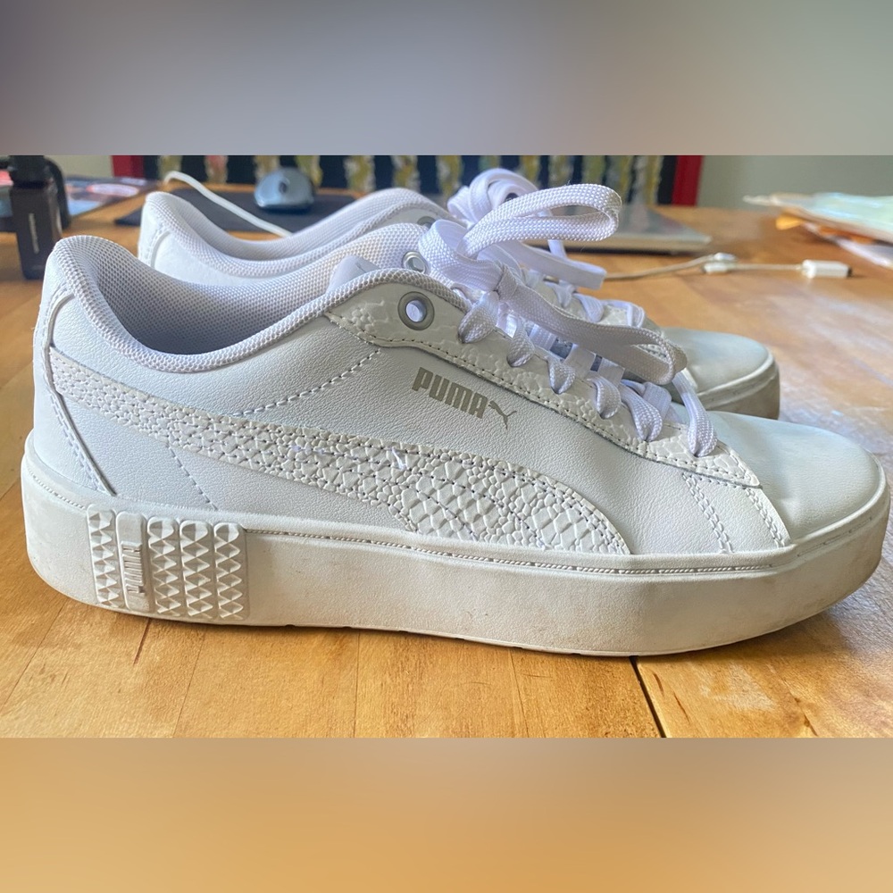 Puma carina white sneakers